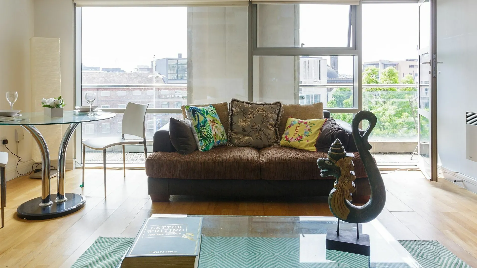 Live In Leeds Millenium Square Apartment 0*, Λιντς Ηνωμένο Βασίλειο